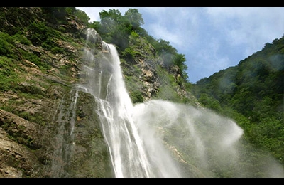 Oniori Waterfall and Tobi's first Cave Natural Monument