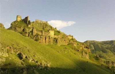 Tmogvi Fortress, City Ruins
