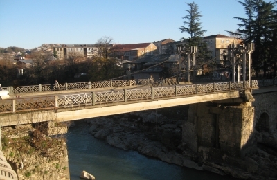 Chain Bridge