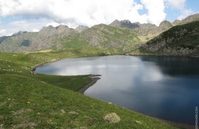 Derikvaraadzishi lake