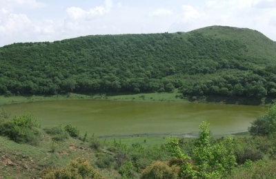 Jvari lake
