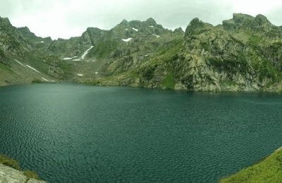 Didi mtsra (Anna lake) lake