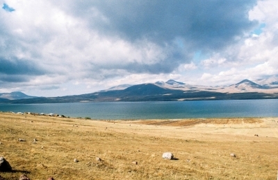 Paravani lake