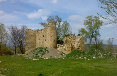 Abisi Castle