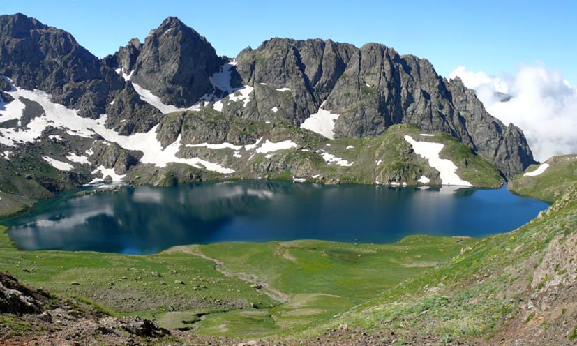 Tobavarchkhili lake